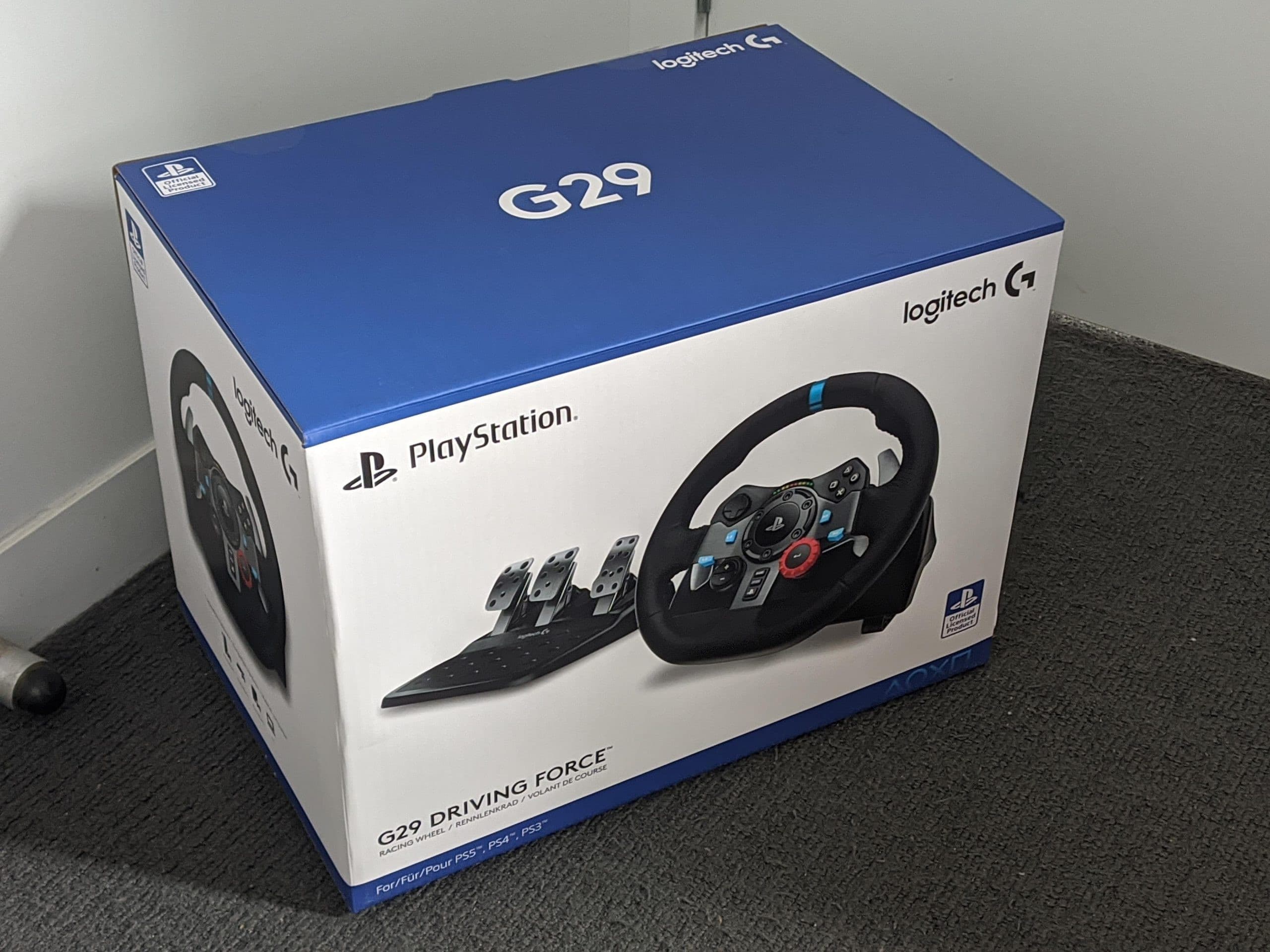 LOGITECH G29 STEERING WHEEL